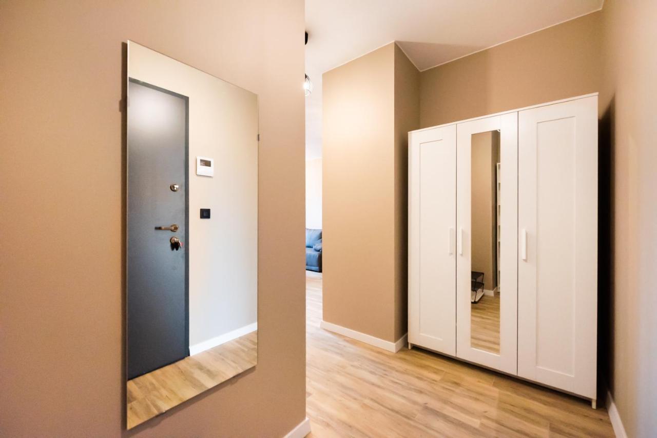 High Wilanow Elegant Apartment Warsaw Luaran gambar